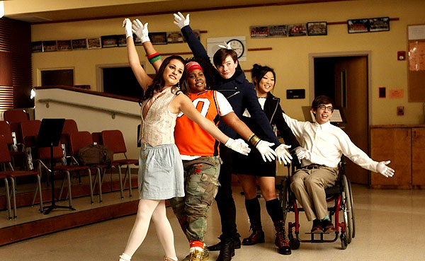 19 ��������� �� ������� "�������" ("Glee") �� �� ���-����� ������� � �� �������� �� ���������� ���� ������� � ��� �����.